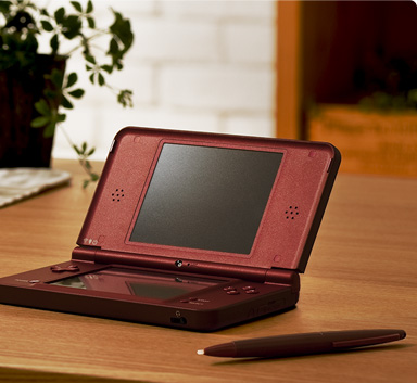 任天堂Nintendo DSi LL