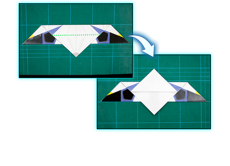 裏返して、写真のように上側の紙1枚だけを谷折りします。