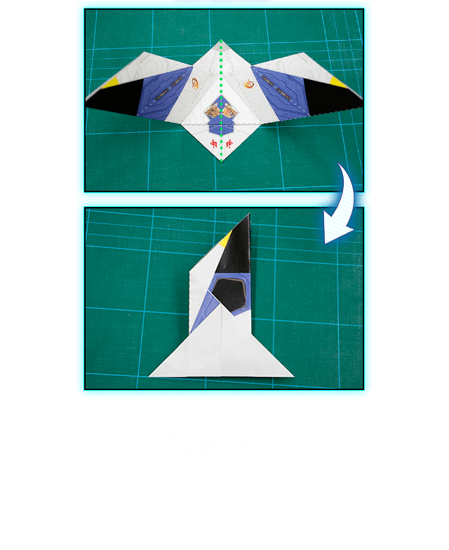 真ん中を谷折りします。